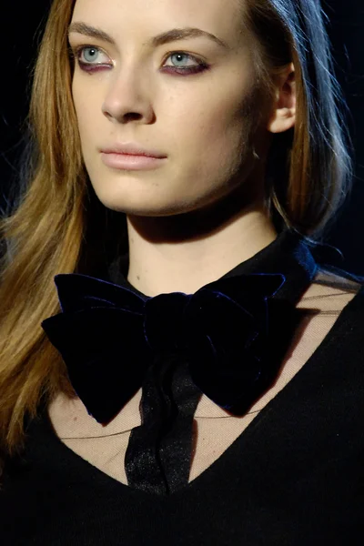 Look 24